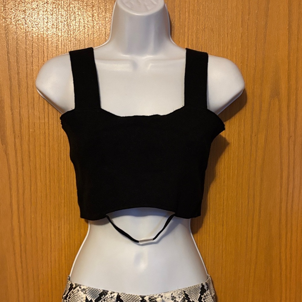 CIDER Size Large Black Women's Crop Top